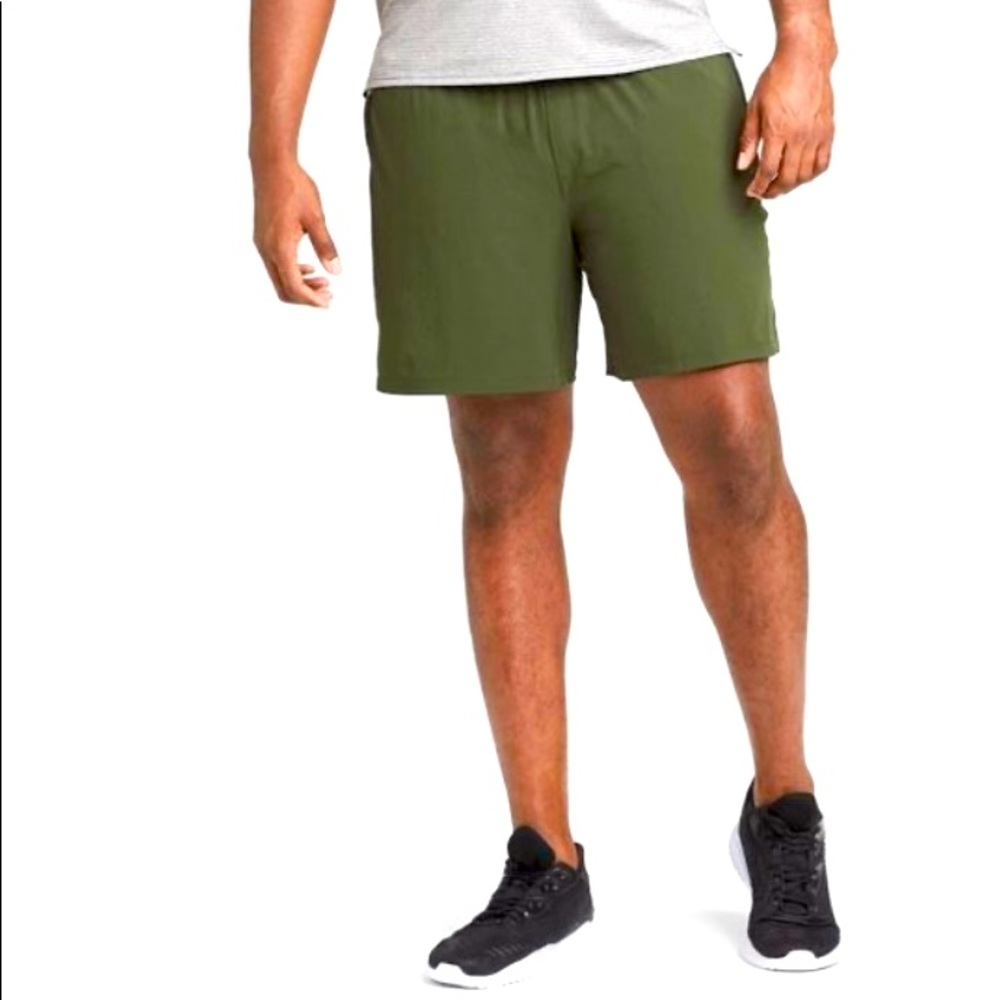 Mens Medium Green Athletic Shorts 5 Inch Inseem